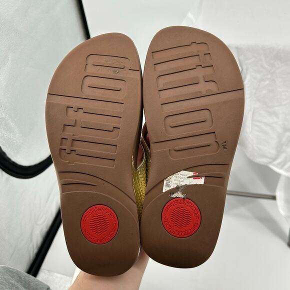 Womens Gold Metallic FitFlop Chunky Platform Slip On Thong Sandals Sz 8M 407-308 - Picture 7 of 7